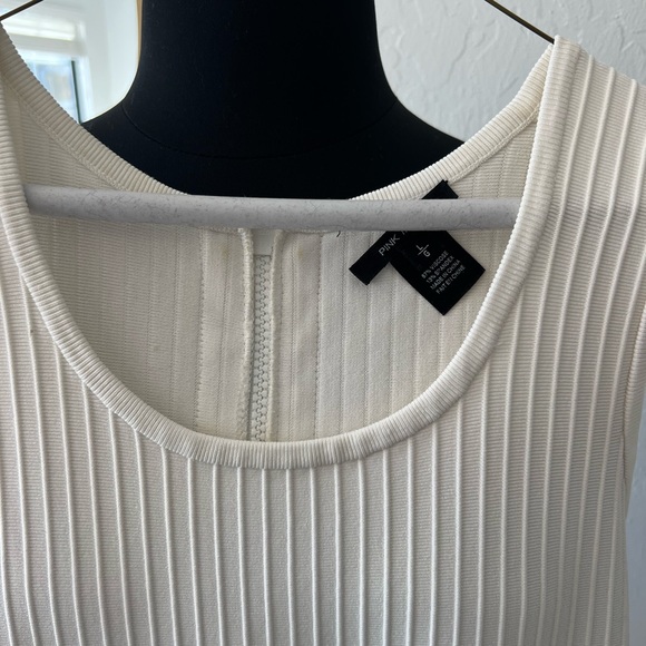 WHITE DRESS PINK TARTAN - Picture 3 of 3